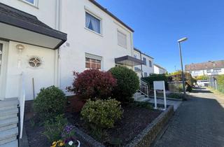 Haus kaufen in Kronberger Str. 38, 61449 Steinbach, Neu! Charmantes Reihenmitteilhaus in familienfreundlicher Wohnlage von Steinbach | Garage