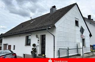 Einfamilienhaus kaufen in 57537 Forst, Forst,gemütliches Einfamilienhaus mit zwei Garagen, Wohnmobilcarport, PV-Anlage und Kamin