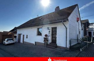 Einfamilienhaus kaufen in 57537 Forst, *Preisreduzierung* , gemütliches EFH mit Garagen, Wohnmobilcarport, PV-Anlage und Kamin
