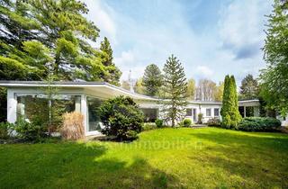 Haus kaufen in 51469 Bergisch Gladbach, Bungalow im Bauhausstil auf 1.770m² Grundstück Großzügig, lichtdurchflutet & stilvoll!
