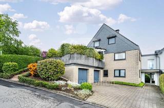 Einfamilienhaus kaufen in 51688 Wipperfürth, Einfamilienhaus mit Einliegerwohnung in Wipperfürth!