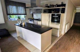 Wohnung kaufen in 28832 Achim, Achim - Exklusive 3-Zimmer Wohnung mit eigenem Eingang