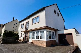 Einfamilienhaus kaufen in 54539 Ürzig, Ürzig - Großzügiges Einfamilienwohnhaus mit Fernblick in Ürzig-Höhe