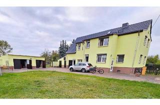 Einfamilienhaus kaufen in 04509 Delitzsch, Delitzsch - Einfamilienhaus 120m² + Garagen + Nebengelass Grundstück 3300m²