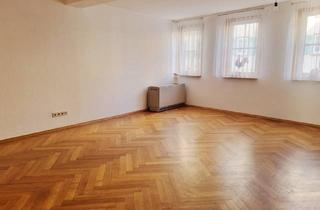 Mehrfamilienhaus kaufen in 74206 Bad Wimpfen, Bad Wimpfen - Mehrfamilienhaus mit eigenem Hof in Bad Wimpfen - Kapitalanlage und Eigennutzung möglich