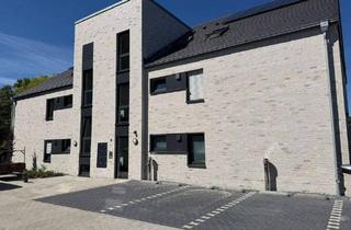 Wohnung kaufen in 33428 Harsewinkel, Harsewinkel - Moderne Dachgeschosswohnung (DG links) mit Balkon in Bestlage von Harsewinkel