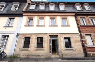 Wohnung kaufen in 91054 Erlangen, 2-Zimmer-Altbauwohnung in Top-Innenstadtlage Erlangen – stabile Kapitalanlage