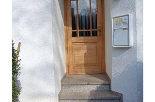 Wohnung kaufen in Am Seestall 33a, 85625 Glonn, Exklusive Maisonette -Wohnung mit eigenem Eingang Zentrumsnah und ruhig in Glonn von Glonn