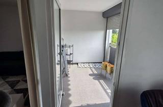 Wohnung kaufen in Eichenweg 27, 50859 Widdersdorf, Schön geschnittene 3,5-Zimmer-Wohnung mit Loggia in Köln-Widdersdorf