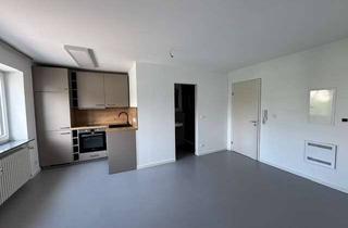 Wohnung mieten in Nellinger Str. 25, 70619 Heumaden, Frisch renovierte 2-Zimmer-Wohnung in Stuttgart-Heumaden