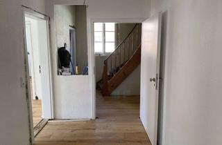 Wohnung mieten in Neckarstraße, 74399 Walheim, Neuwertige 5-Zimmer-Wohnung mit Balkon und Einbauküche in Walheim