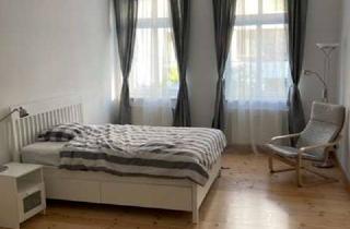 Wohnung mieten in Schönholzer Straße, 10115 Mitte, Möbl. Zimmer in 2er WG (sanierter Altbau)