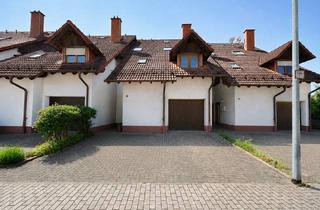 Wohnung mieten in Lindelbrunnstraße 28, 76855 Annweiler, Großzügige 5-Zimmer-Maisonettewohnung mit Balkon & schönem Ausblick!