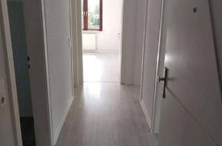 Wohnung mieten in Friedrich-Wilhelm-Weber-Straße 12, 37671 Höxter, Sehr schöne 3 ZKB im EG mit Balkon sucht neuen Mieter