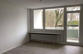 Wohnung mieten in Lohbachstr. 33, 42553 Velbert, Gemütliche 2-Zimmer-Wohnung mit Wannenbad und Balkon