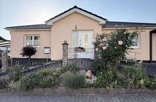 Haus kaufen in 66482 Ernstweiler/Bubenhausen, Mediterranes Wohnparadies mit Pool, Teich & traumhaftem Garten – Exklusives Zweifamilienhaus in ZW