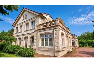 Haus kaufen in 33775 Versmold, Melanie Kreimeyer präsentiert: Ein Herrenhaus, das Geschichte atmet - und in Versmold Maßstäbe setzt