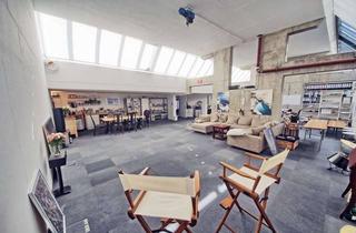 Gewerbeimmobilie kaufen in 28217 Steffensweg, Lichtdurchflutetes Loft/Atelier in Bremen-Walle / 285m²
