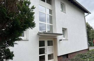 Wohnung mieten in 64546 Mörfelden-Walldorf, Hochwertige 3-Zimmer-Wohnung mit Eichenparkett, Balkon, Einbauküche und Stellplatz – Mörfelden
