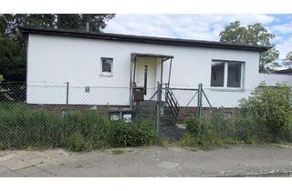 Haus mieten in 12357 Rudow, Stilvoll modernisiert: Bungalow mit Charakter in Berlin-Rudow