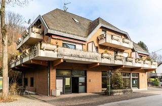 Gewerbeimmobilie kaufen in 51570 Windeck, Geräumige Büroflächen mit Kassenhalle in Windeck.