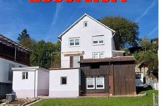 Einfamilienhaus kaufen in 72124 Pliezhausen, RESERVIERT: Freistehendes Einfamilienhaus mit großem Garten hat Ausbaupotential