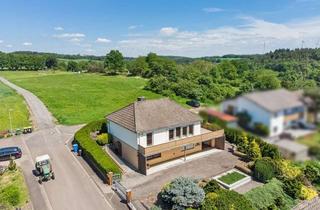 Einfamilienhaus kaufen in 35466 Rabenau, Charmantes Einfamilienhaus n ruhiger Feldrandlage von Rabenau-Odenhausen!