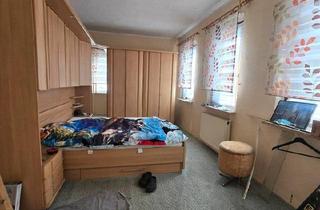 Wohnung kaufen in 08393 Meerane, Meerane - Haus zu verkaufen