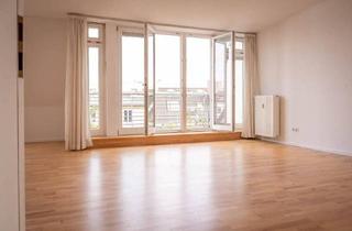 Wohnung kaufen in 13507 Berlin, Berlin - Perfekte Dachgeschosswohnung nahe Tegler See, U-Bahn und Fußgängerzone