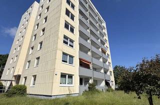 Wohnung kaufen in Reinikendorfer Straße, 24768 Rendsburg, Sonnige, renovierte 2-Zimmer-Wohnung mit tollem Balkon mit Fahrstuhl und Blick ins Grüne!