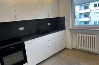 Wohnung kaufen in Sudetenstraße 4a, 86399 Bobingen, Modernisierte 3-Zimmer-Wohnung mit Balkon – ideal für Eigennutzer und Kapitalanleger