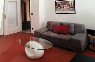 Wohnung kaufen in Röntgenstraße 11, 10587 Charlottenburg, Urbanes Leben in Charlottenburg: Kompaktes Apartment mit Balkon
