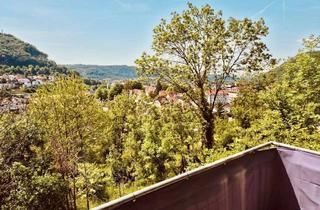 Wohnung kaufen in 73312 Geislingen, Bezugsfreie 2,5‑Zi‑Wohnung mit Balkon, Garage & traumhaftem Weitblick über Stadt und Filstal