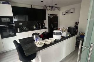 Wohnung mieten in 56575 Weißenthurm, Vollständig renovierte 5-Raum-Wohnung mit Terrasse in Weißenthurm