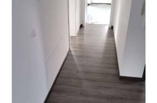 Wohnung mieten in Am Rosengarten 21, 63607 Wächtersbach, 4 Zimmern Dachgeschosswohnung mit in Wächtersbach/Neudorf schönes Ausblick von nach Wächtersbach
