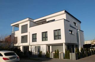 Wohnung mieten in Rudolf Chrostian Baisch Hof 18, 71034 Böblingen, Exklusive 4.5-Zimmer Maisonette Wohnung mit EBK und Stellplätzen in Top Wohnlage