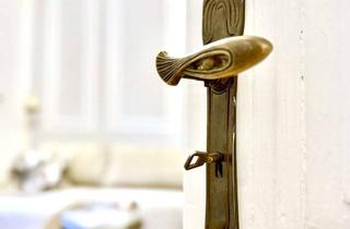 Wohnung mieten in Josef-May-Straße, 60489 Rödelheim, Möblierter Wohntraum: Hohe Decken, EBK & Sonnenbalkon
