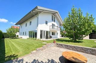 Einfamilienhaus kaufen in 83355 Grabenstätt, Viel Platz zu einem attraktiven Preis – Einfamilienhaus mit Wintergarten, ELW & Garten