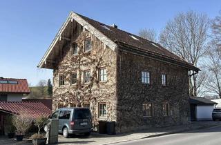 Haus kaufen in 82386 Huglfing, Traditionelles Tuffsteinhaus am Bach
