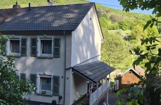 Doppelhaushälfte kaufen in 76857 Dernbach, Liebevoll modernisierte Doppelhaushälfte - PROVISIONSFREI