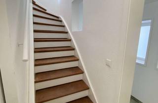 Haus mieten in 73733 Esslingen, Schönes Fachwerkhaus mit 4,5 Zimmern in Esslingen Neckarhalde von privat bis Ende 2030 zu vermieten