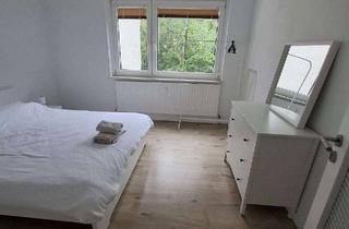 Immobilie mieten in Königstraße 19, 12105 Mariendorf, Möbliertes Zimmer für Damen in einer 3-Zimmer-WG zu vermieten