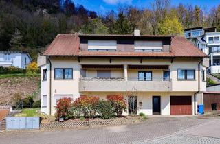 Wohnung kaufen in 79639 Grenzach-Wyhlen, Großzügige 2-Zimmer-Wohnung mit Terrasse und 4 PKW-Stellplätzen in ruhiger Lage von Wyhlen