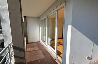 Wohnung kaufen in Theodor-Heuss-Straße 32, 70806 Kornwestheim, Helle und renovierte 3,5-Zimmer-Wohnung mit Balkon in Kornwestheim (Privatverkauf)
