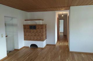 Wohnung mieten in Pröbstener Straße 15a, 87637 Eisenberg, Wohnen mit Charakter: 3-Zimmer-Wohnung in Eisenberg