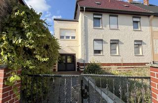 Haus kaufen in Hopfengarten, 39444 Hecklingen, Vielseitig nutzbar: Geräumiges Doppelhaus in Hecklingen