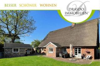 Bauernhaus kaufen in 25451 Quickborn, Ein Lebensgefühl unter Reet. Wohnen für 3 Generationen.