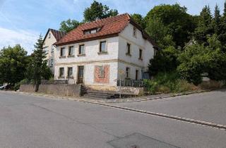 Einfamilienhaus kaufen in 91332 Heiligenstadt, Heiligenstadt in Oberfranken - 1 - 2 - Familienhaus stark sanierungsbedürftig 107 qm