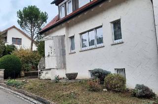 Einfamilienhaus kaufen in 74354 Besigheim, Besigheim - Freistehendes Einfamilienhaus mit Garten und zwei Garagen