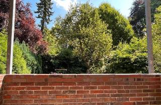Wohnung kaufen in 26382 Wilhelmshaven, Wilhelmshaven - Gemütliche 3 Zimmer Altbauwohnung mit Garage